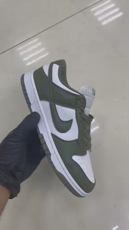 Nike Dunk Low "Medium Olive"